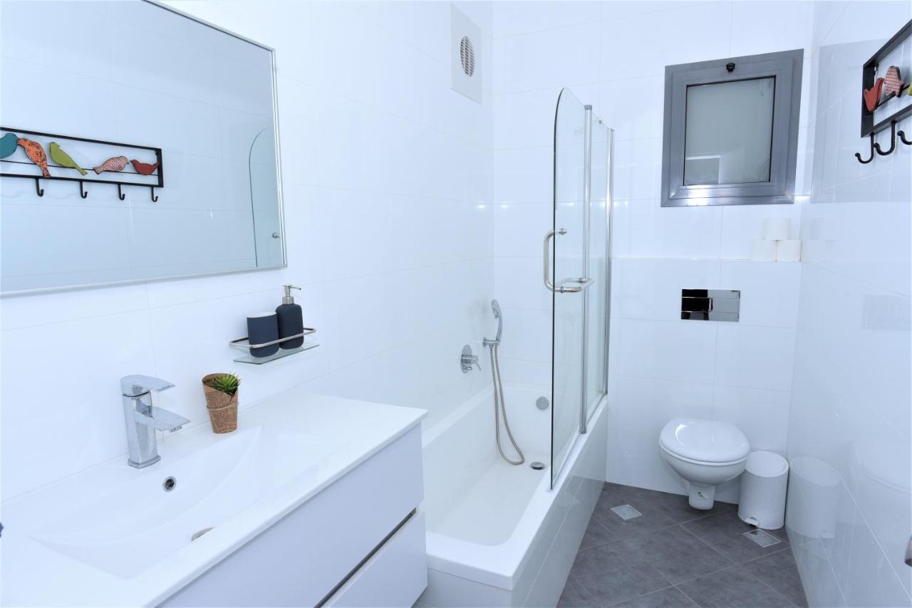 Aristone Luxury Apartment Тиберия Екстериор снимка